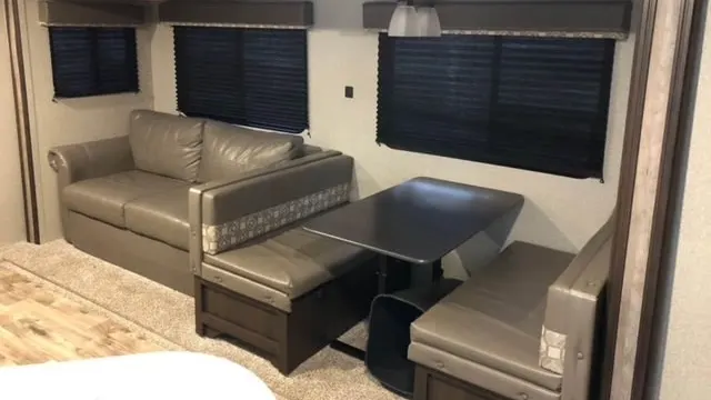 Cozy and Clean Travel Trailer for Rent - Perfect for Your Next Adventure!, a trailer for rent near Seattle