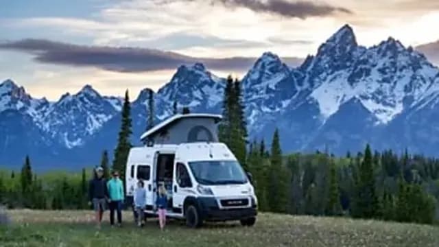 2026 Winnebago Solis PX Pop-Top - Sleeps 4 - UNLIMITED MILEAGE - Seattle, a b for rent near Seattle