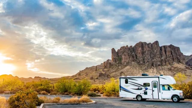 2026 Nexus Triumph 24TS - Sleeps 5 - Unlimited Mileage - Seattle, a c for rent near Seattle